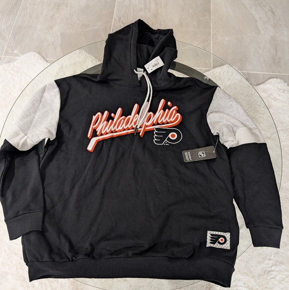 Philadelphia Flyers Hoodie NWT Small - Picture 4 of 5